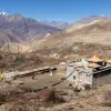 Lower Mustang Trek